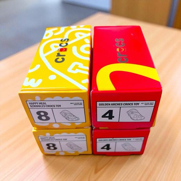 Lot of 4 NEW McDonald's Mini Crocs Keychain 2-#4, 2-#8 Happy Meal Toy NIB - Picture 1 of 7